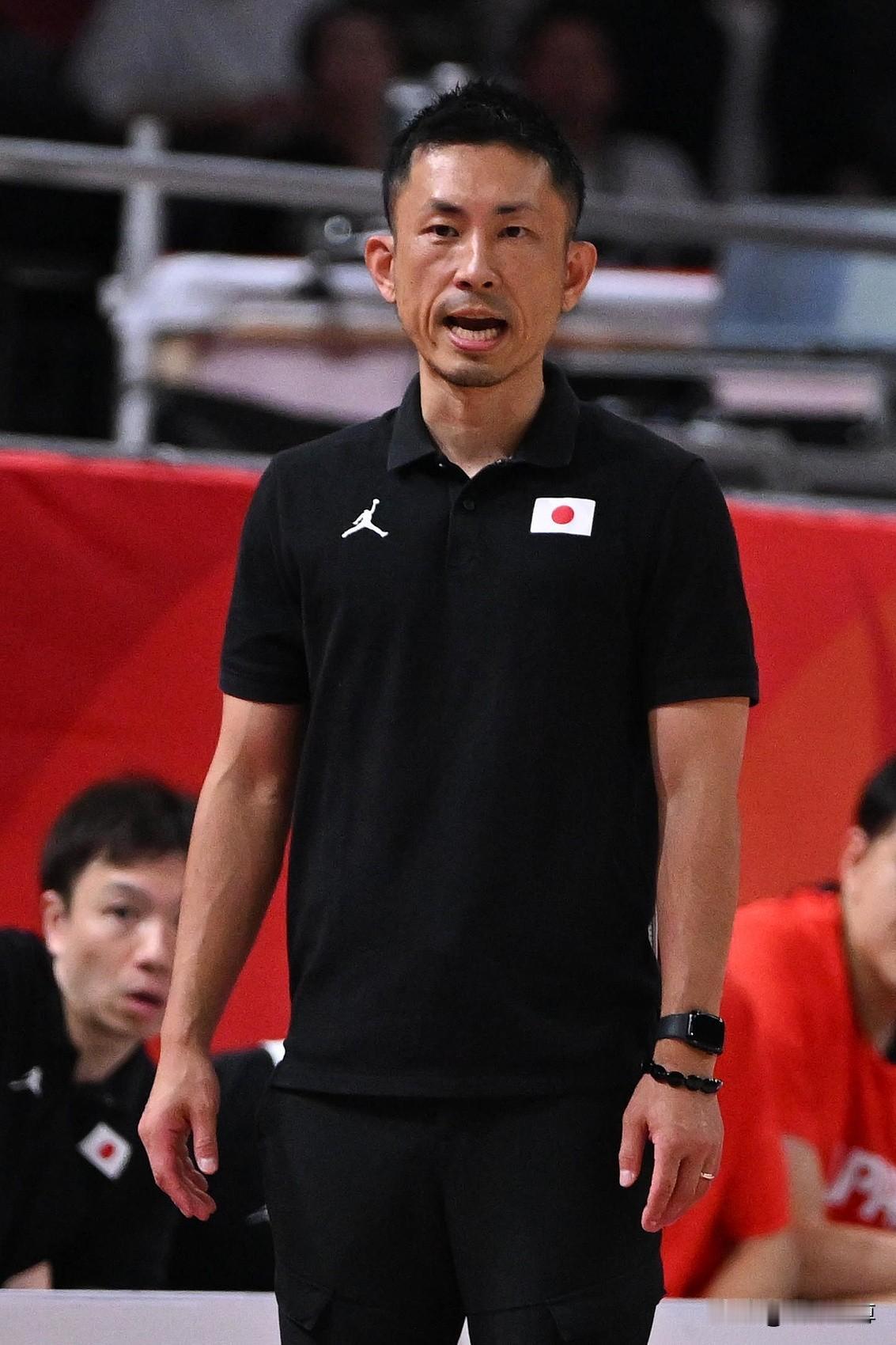 怪不得男篮会惨败，原来日本男篮的主教练竟然在NBA混了20年！男篮输给日本男