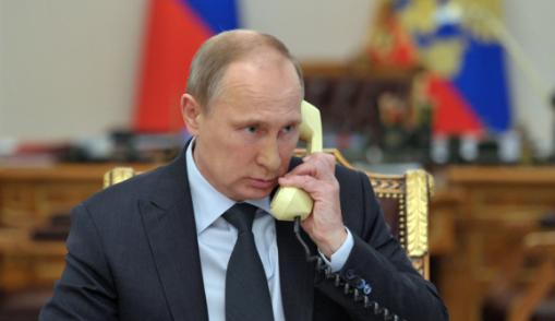 伊朗新领袖上任首日，普京送来“大礼”：俄伊深度绑定，中东力量平衡迎重塑