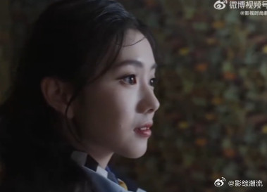 刘浩存回头这一幕好美刘浩存回头那瞬间，时光都仿佛温柔了几分。她眼神里闪烁的光，