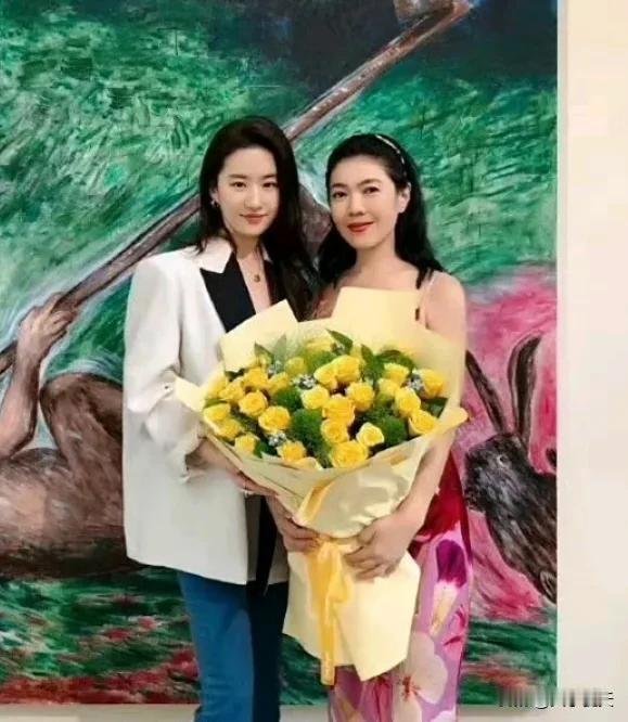 你还在纠结那个他为什么不主动找你吗？其实，真相往往比你想象的还要简单直接。当一
