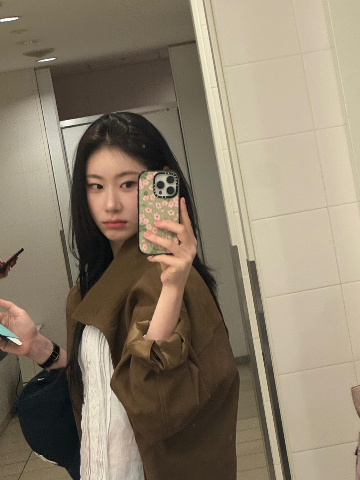彩领ins