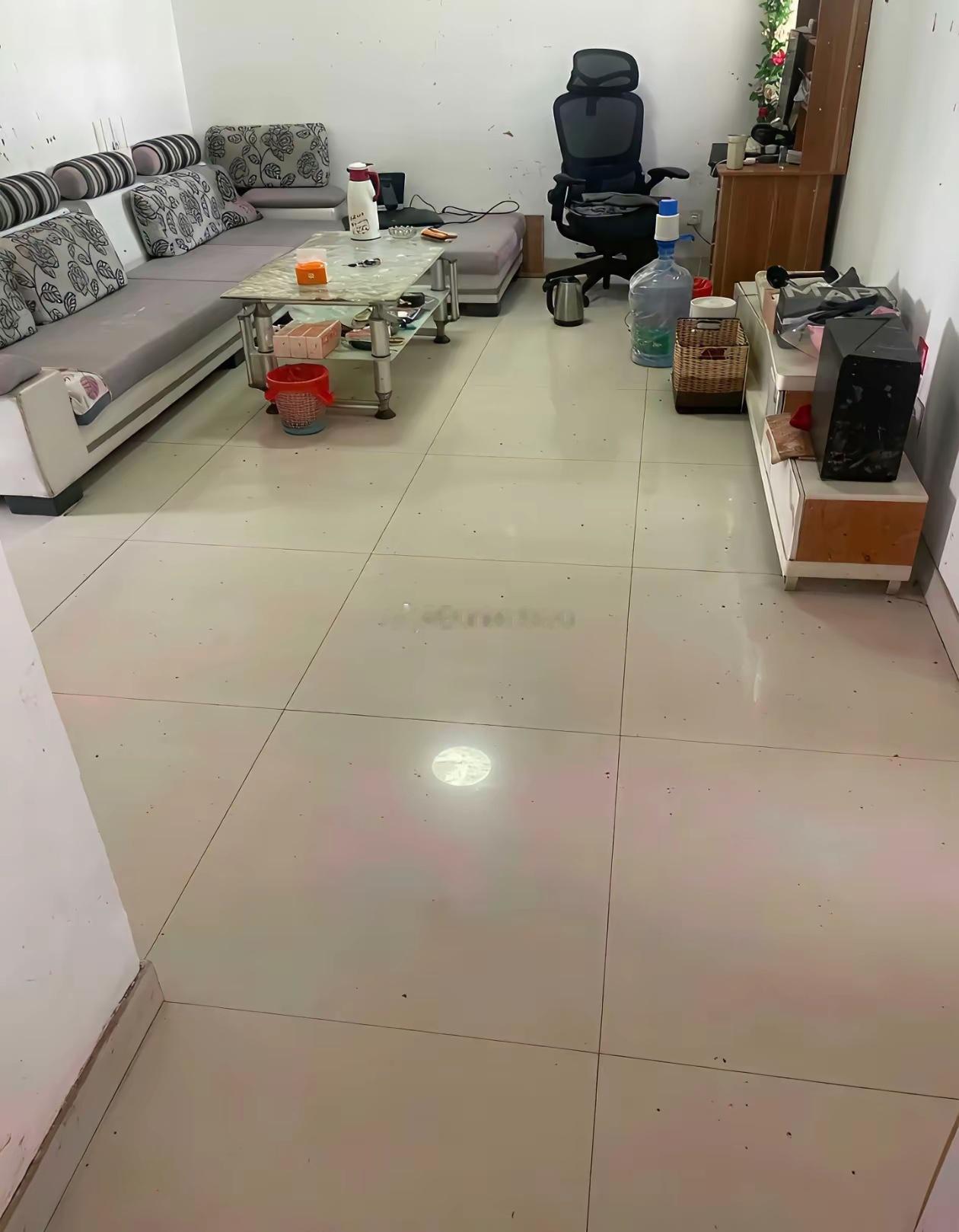 花了100块请的阿姨打扫的还可以吗？