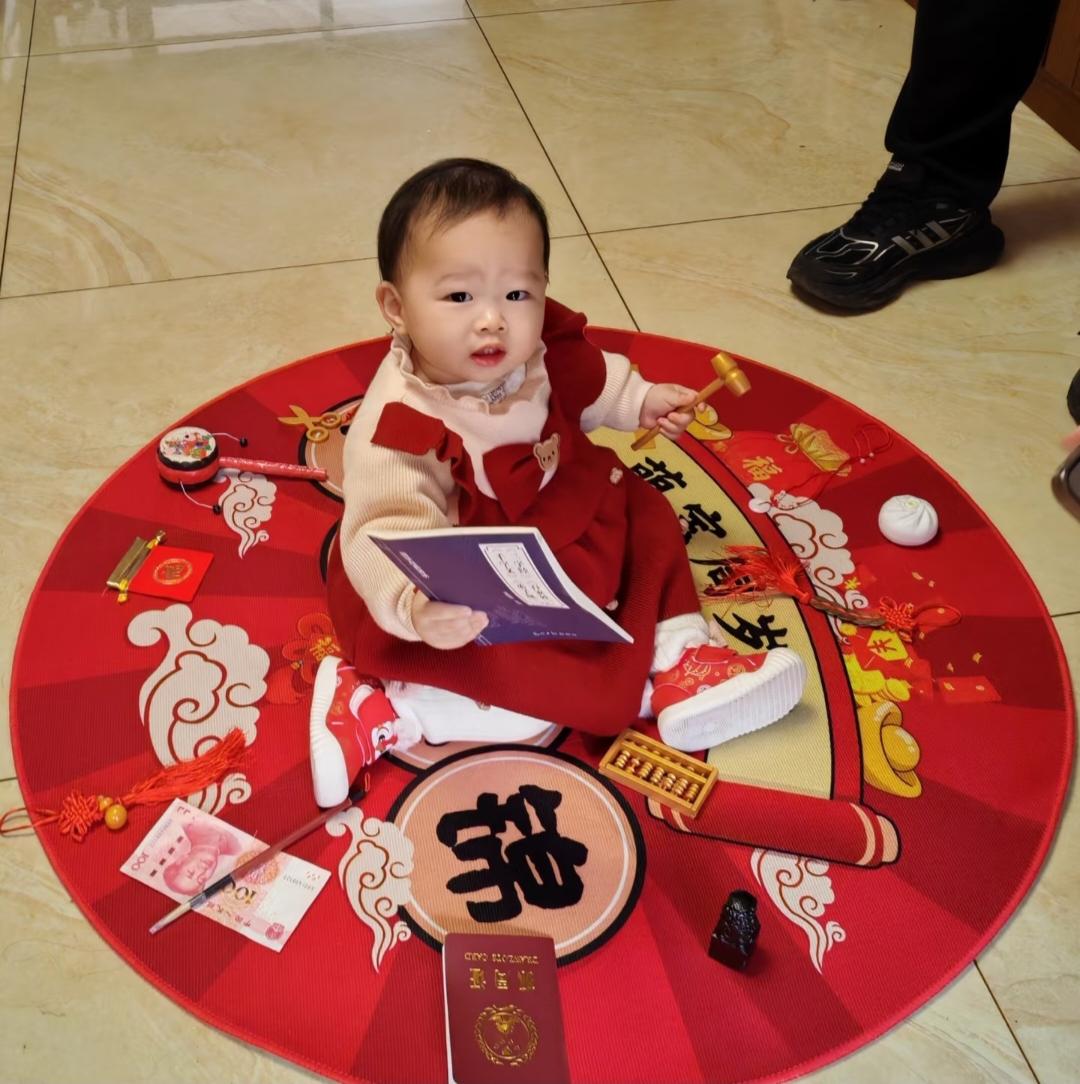 友友们，我这样的婆婆现在多吗？儿媳今年40岁了，去年生的三胎，虽说依旧是个女孩