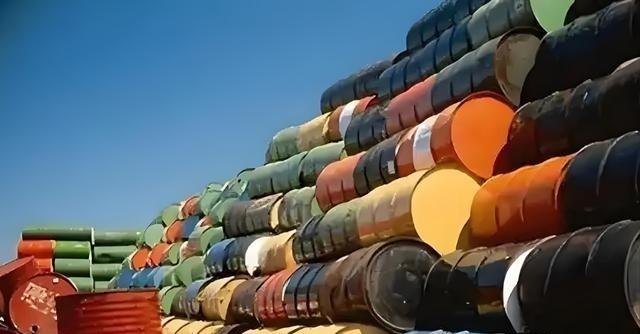 很多人至今都没意识到，不管中国买不买俄罗斯石油，欧美都不会跟我们做朋友。这不是悲