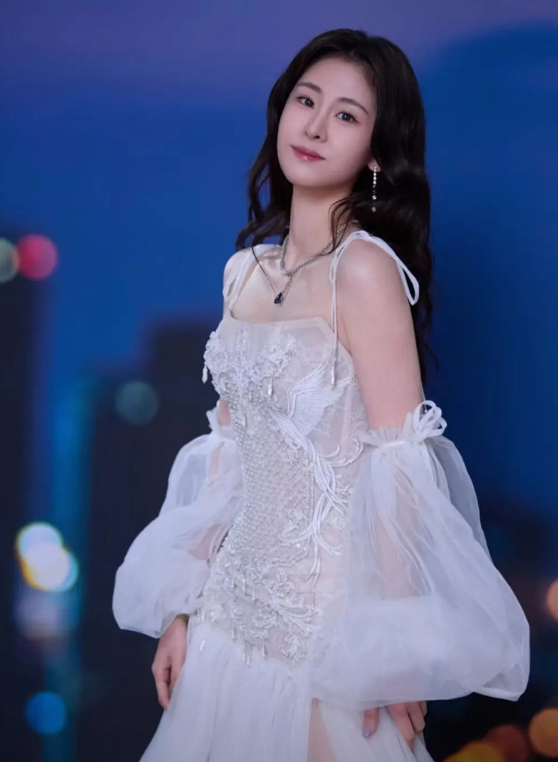 忽然有点理解张碧晨了，为什么都有了孩子，也不愿意和华晨宇在一起，昨天华晨