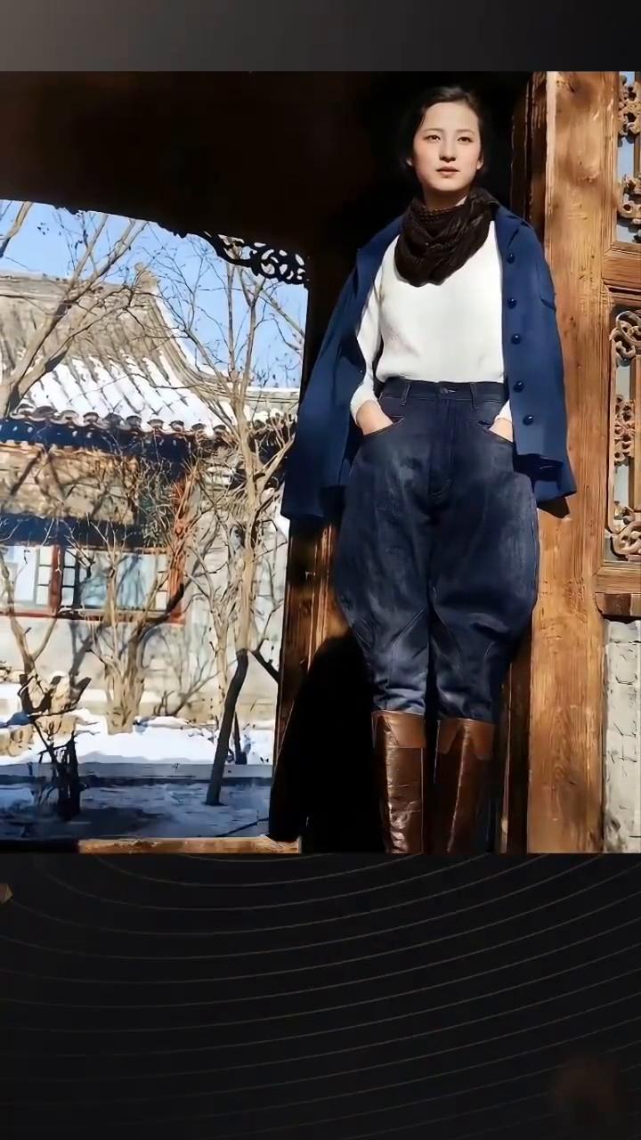 这是31岁的林徽因在北平家门口的真实样貌，都看看吧，这可不是演员扮演的。这是拍摄