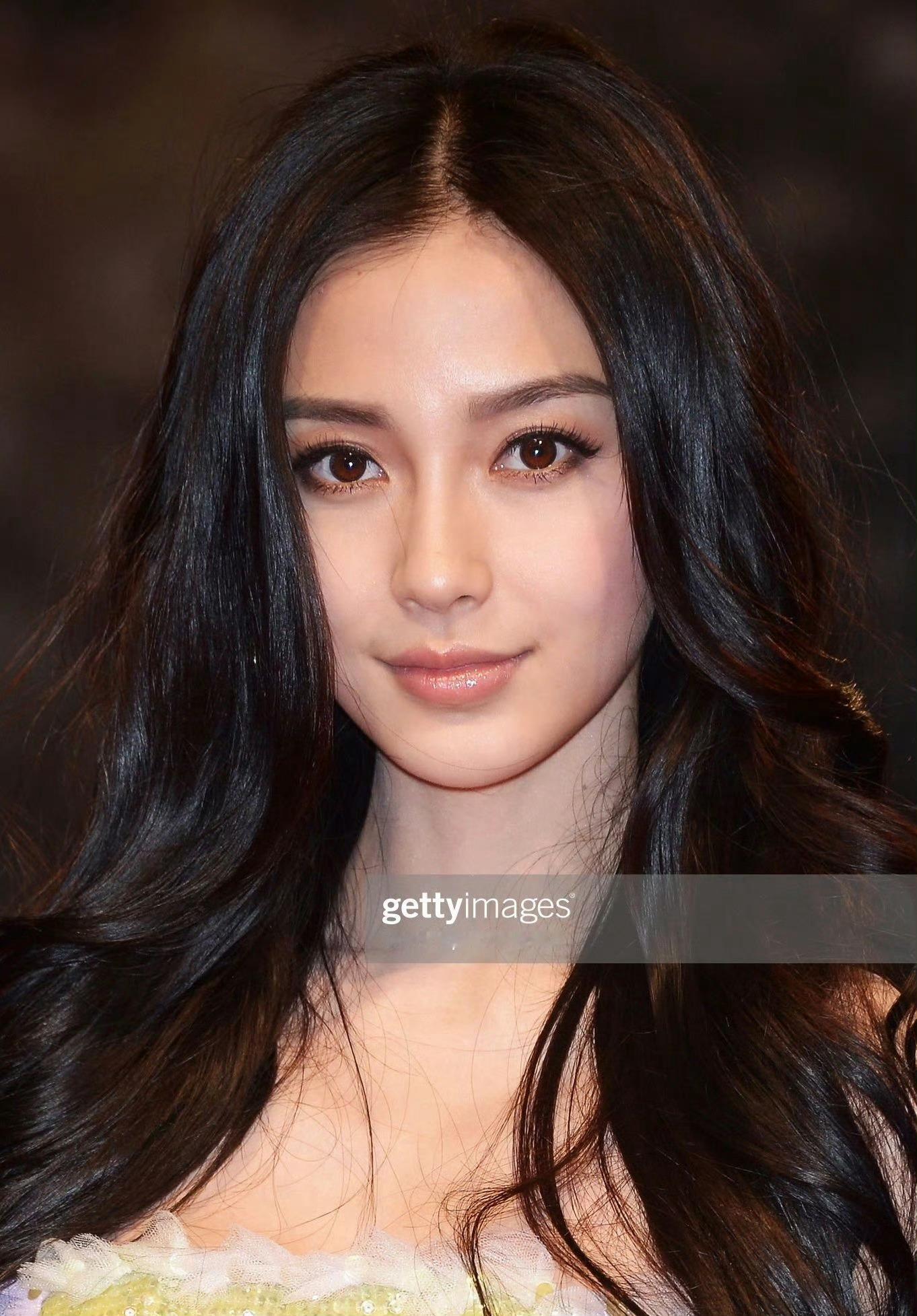 baby十五年前的红毯感叹以前吃太好了那时候大家也都还是黄种人…✨​​​