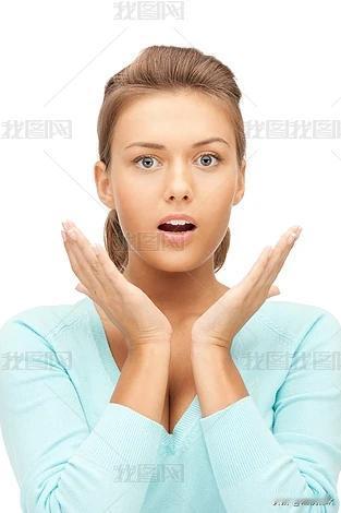 男女在咖啡厅见面后，双方感觉都很好。走出咖啡厅，要分别时，女忍不住问道：你多大