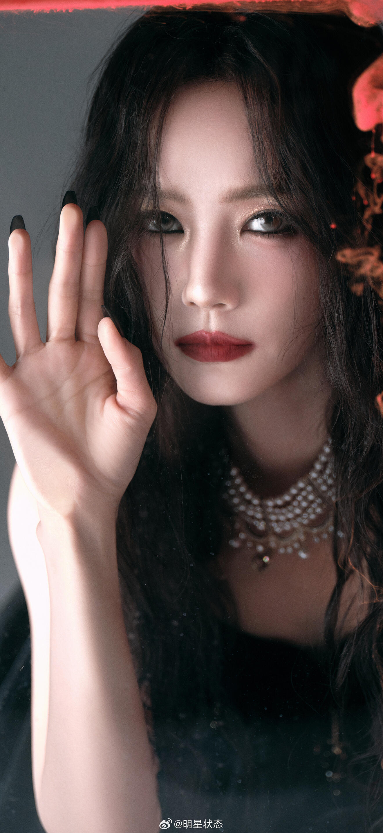 李一桐太会盯了