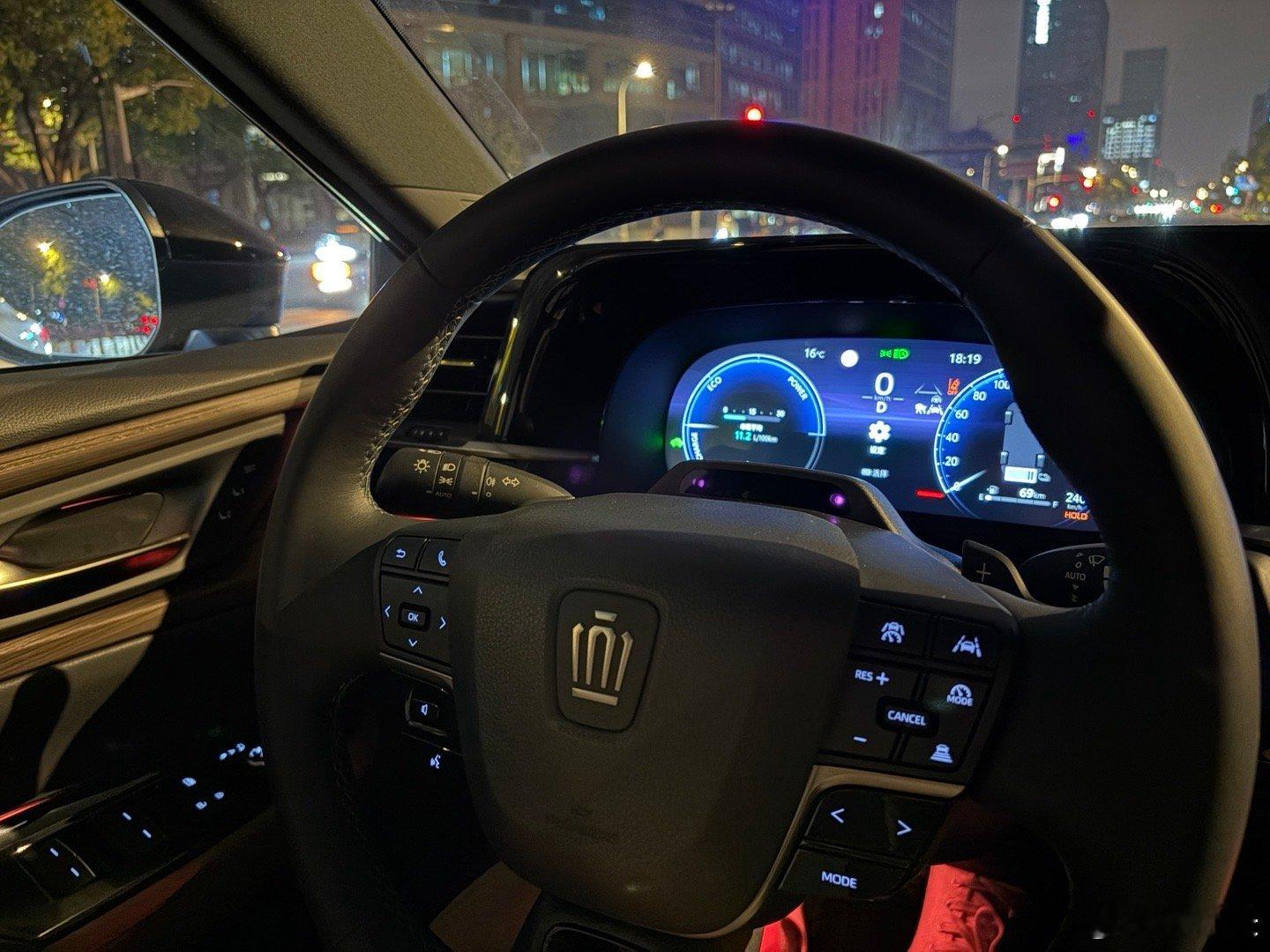 马上2000公里了，经过了这阵子的人与车的磨合，慢慢地一些韵味开始出来了，确实是