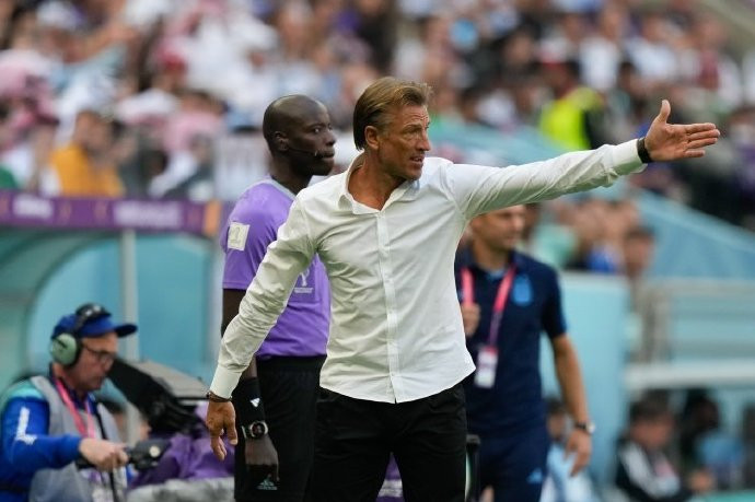 沙特国家队官宣换帅距离世界杯仅剩不到2个月，沙特国家队官宣换帅官方消息，沙特