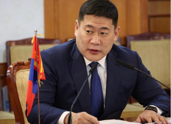 “内乱”刚有所平息，邻国马不停蹄，突然给解放军发来关键邀约 近日，经过了十多