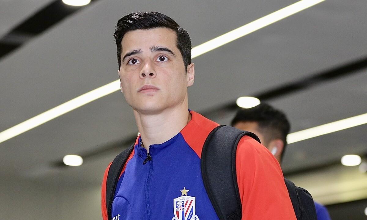 果然是朝中有人好办事,黑的也能说成白的!中足联对上海申花和大连英博比赛的争议判罚