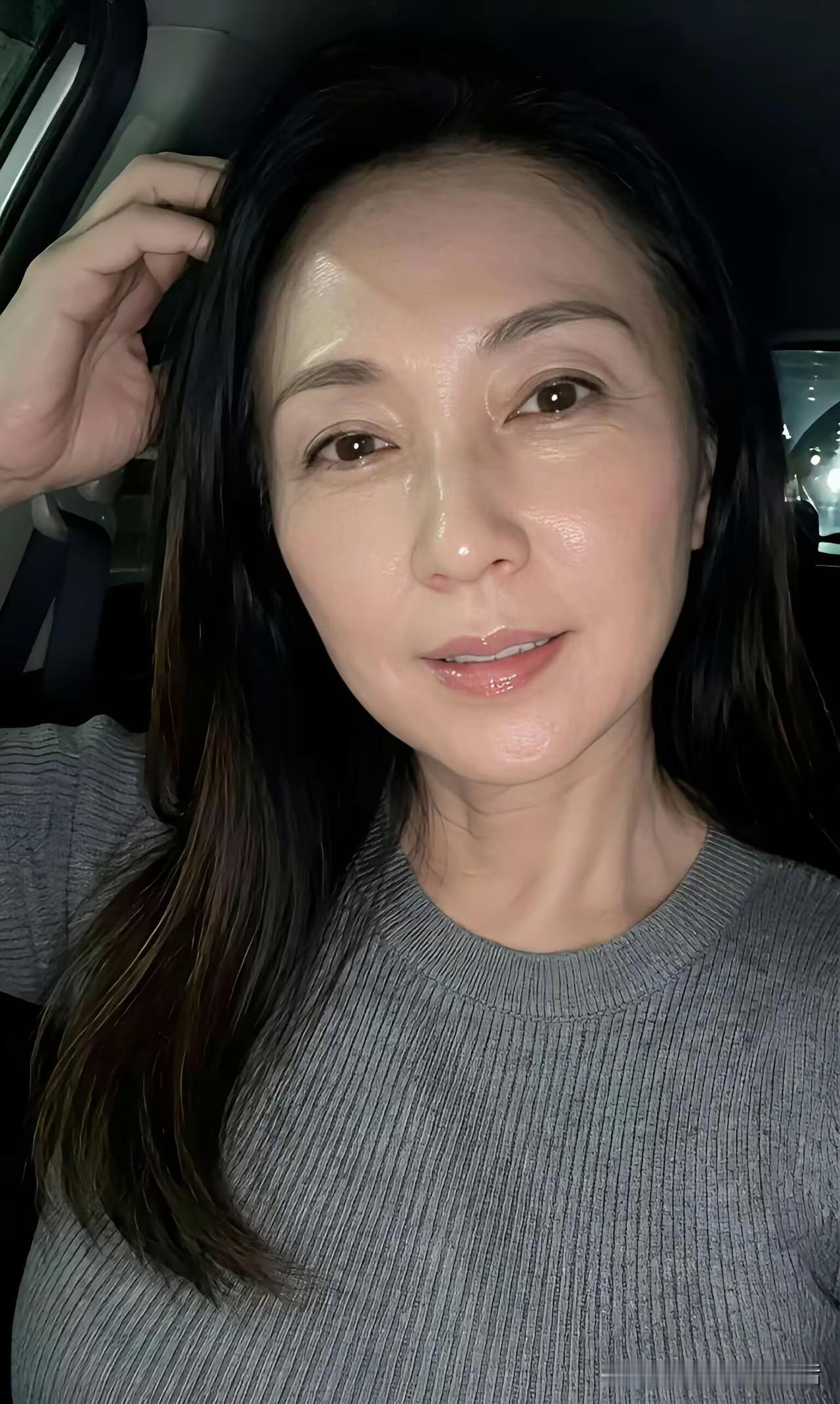 判断一个人是否聪明只有一个标准就是有钱不管他多聪明不管他多能干不管他多