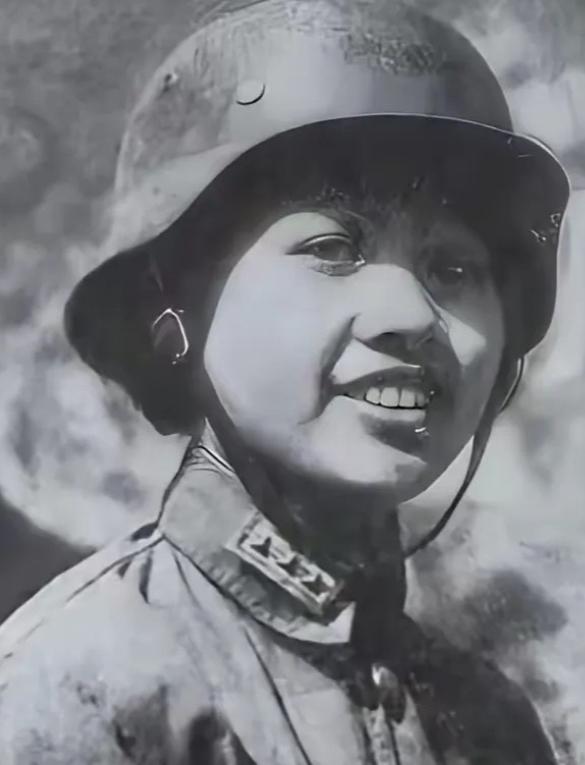 1942年，廖耀湘听说远征军有一个女兵活着走出野人山，他大感惊奇，连忙接见她，