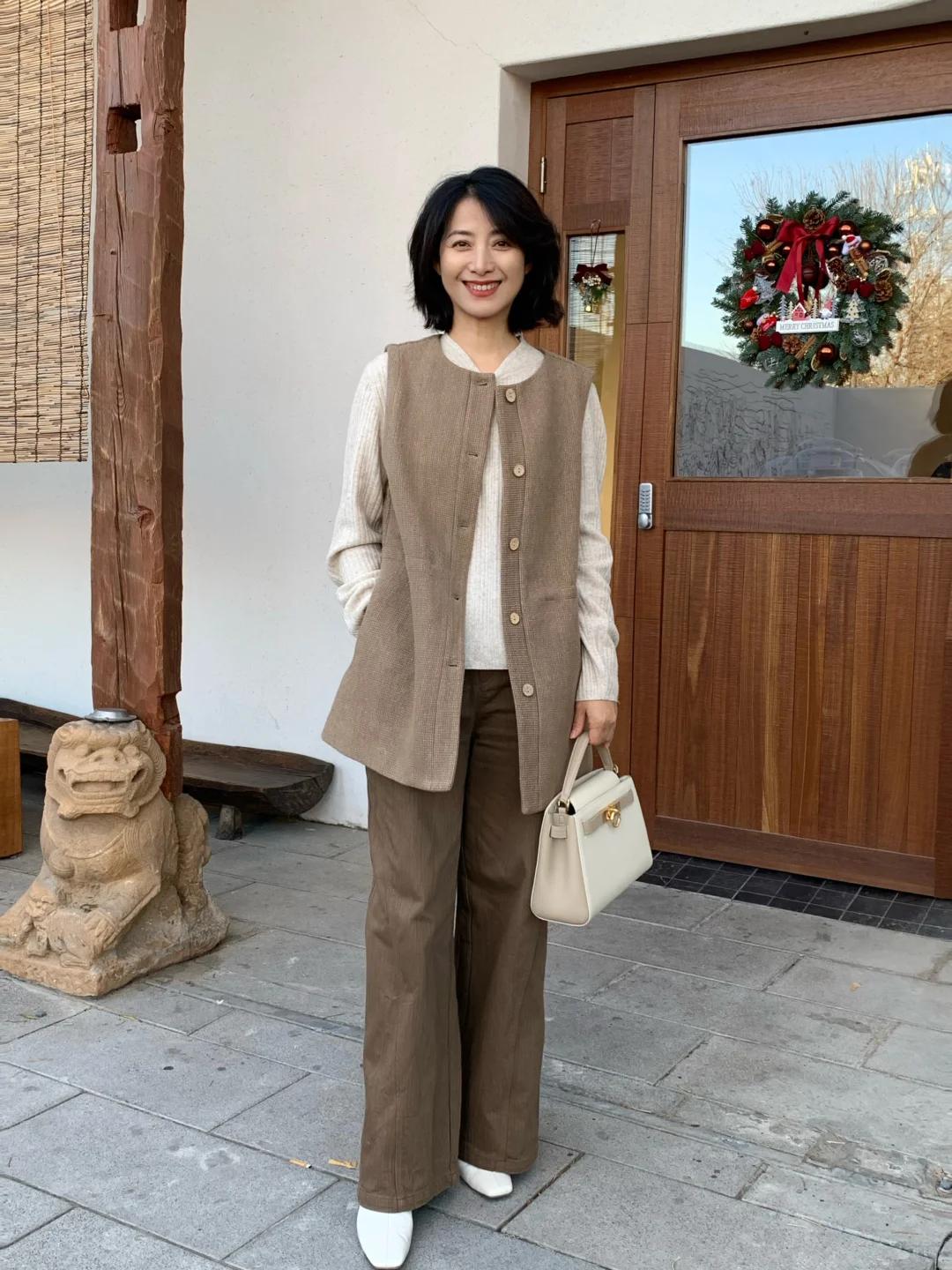 🍂50+姐姐的极简老钱风穿搭公式｜低调贵气拿捏了谁说岁月会偷走优雅？50+的