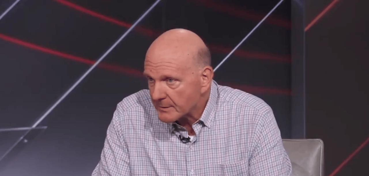 鲍尔默不愧是资本大鳄，三言两语就把自己和阴阳合同之间摘干净了！谈到伦纳德的赞助
