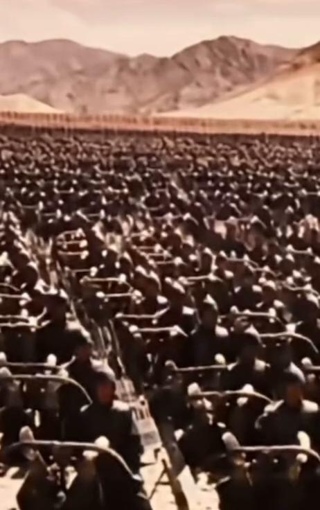 当下就是现实版春秋与战国，谁能复刻秦国一统的神话？文明基因已经给出答案，西边再努