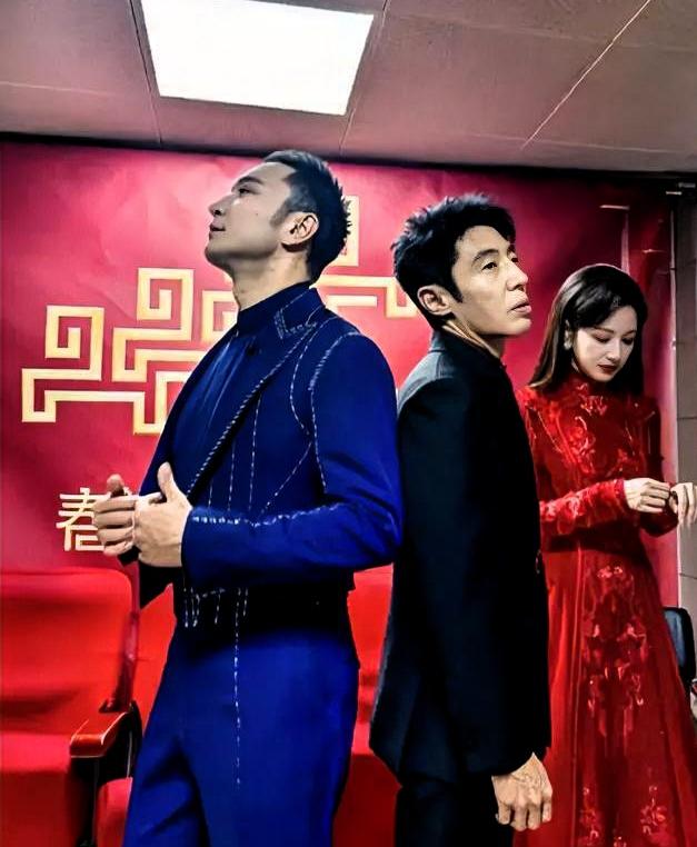 撒贝宁拿了五一奖章，央视就他一个。全网没争议。尼格买提第一个跳出来恭喜，撒贝