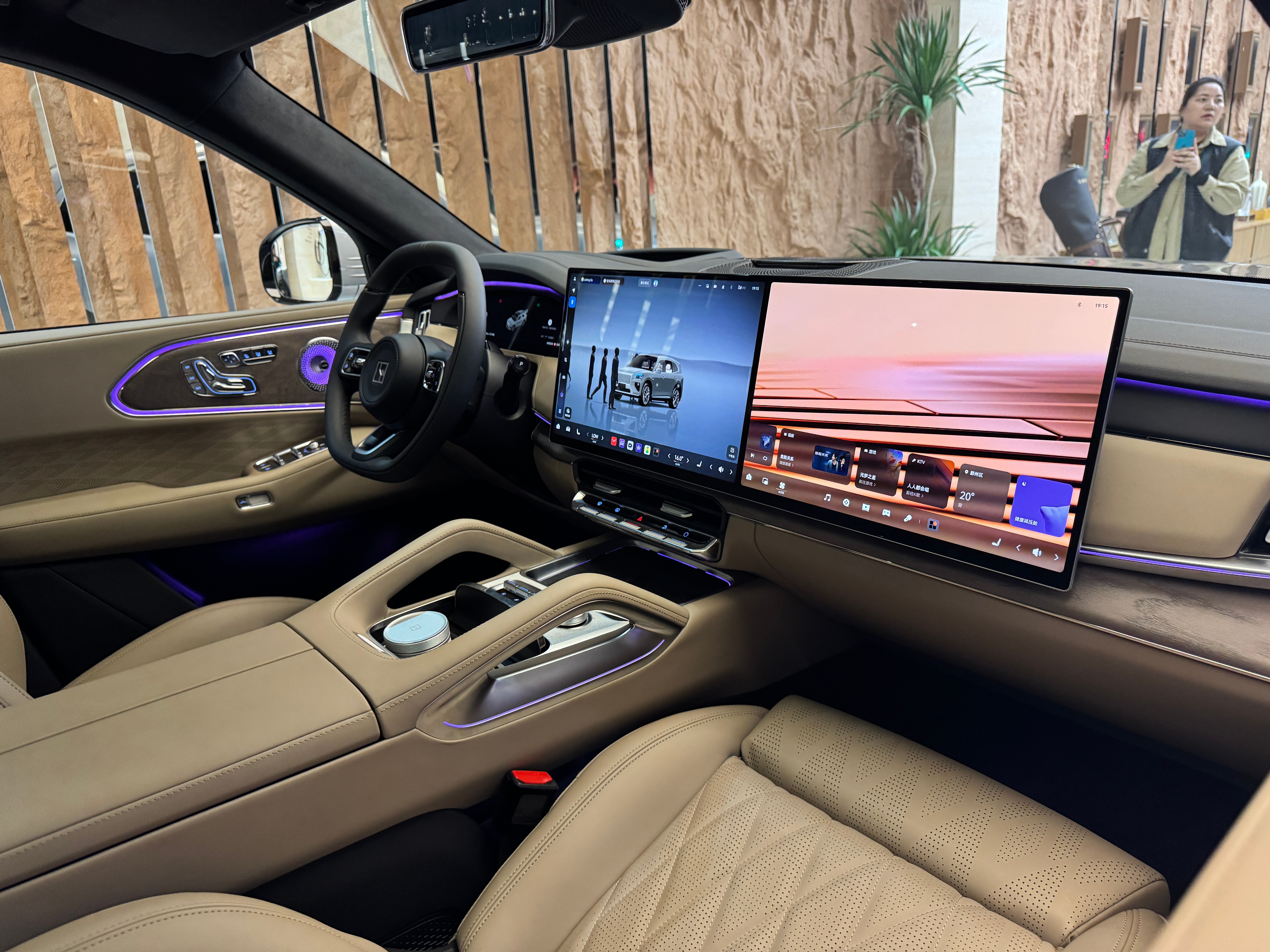 豪而不腻，尊而不登极氪8X是目前中国新能源机械素质最强的车极氪放大招了，比我预期