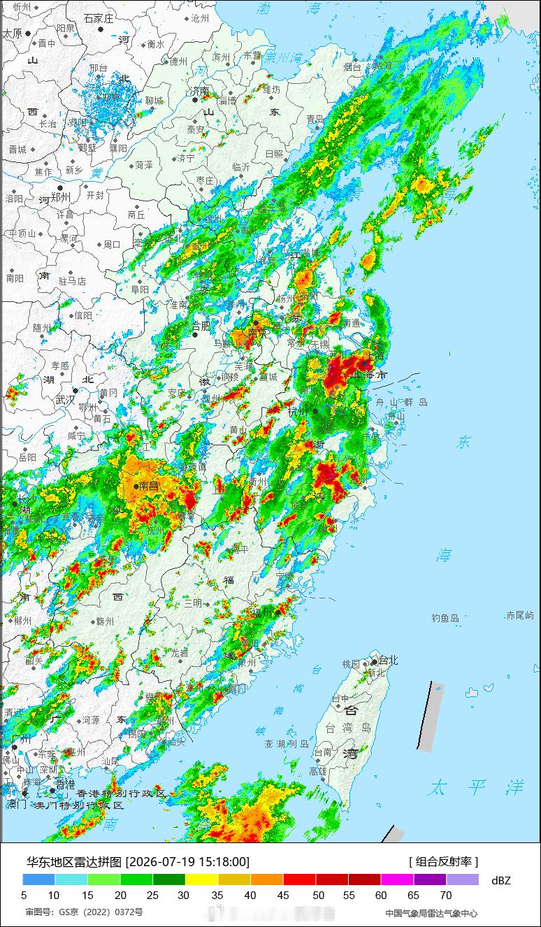 上海暴雨上海冰雹随着副高东退，高空槽东移，上海附近处在副高边缘+槽前，大气层极