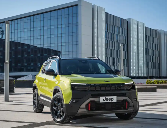 新款JeepAvenger官图，潮流个性的跨界车多种动力版本外观方面，新款Av