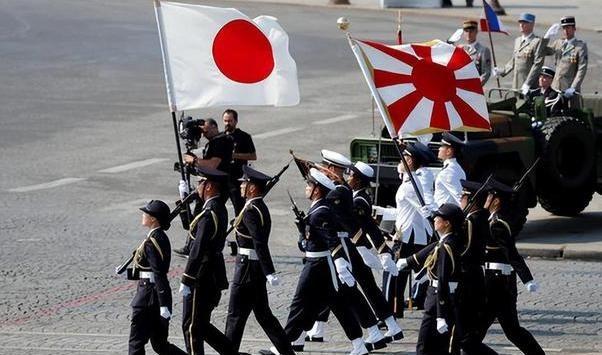 一个在日本的华人说了一句意味深长的话，他的大概意思是，如今中国如果和日本开战，或