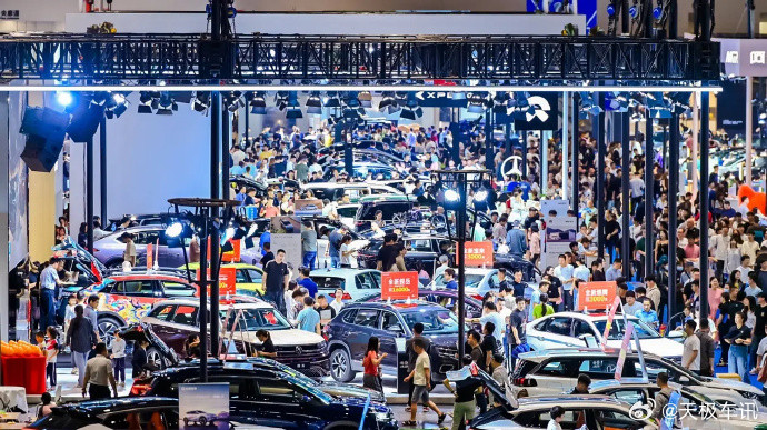 9月国内汽车销量295.6万辆中汽协最新出炉9月整车销售数据，当月国内汽车