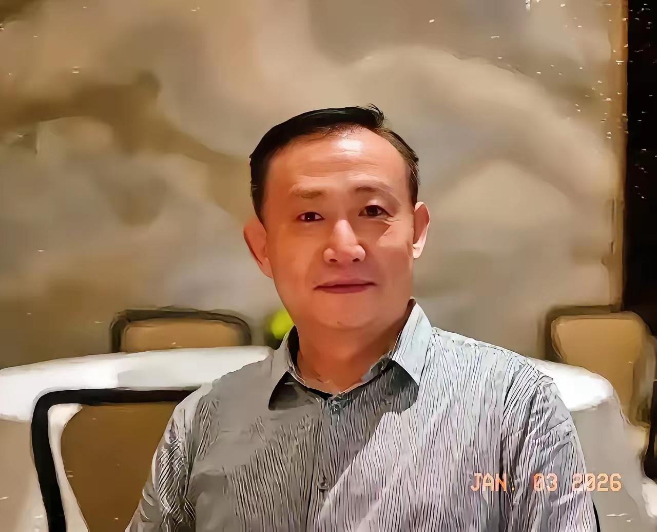 【卢麒元怒批基建私有化：14亿人命脉岂能拱手资本？网友狂呼“打倒卷款跑路者”！】