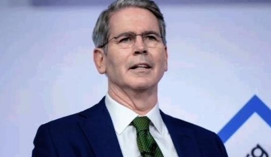 不让光刻机进中国，可以；把中国踢出国际空间站，可以；给中国电动车加100%的关税