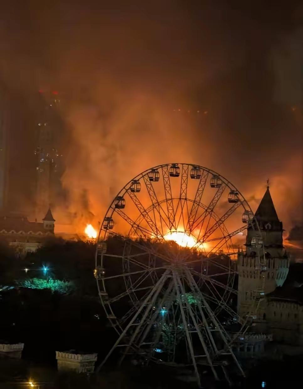 要升级成大祸患了，这是莫斯科的夜景，乌克兰260架无人机抵达俄罗斯。