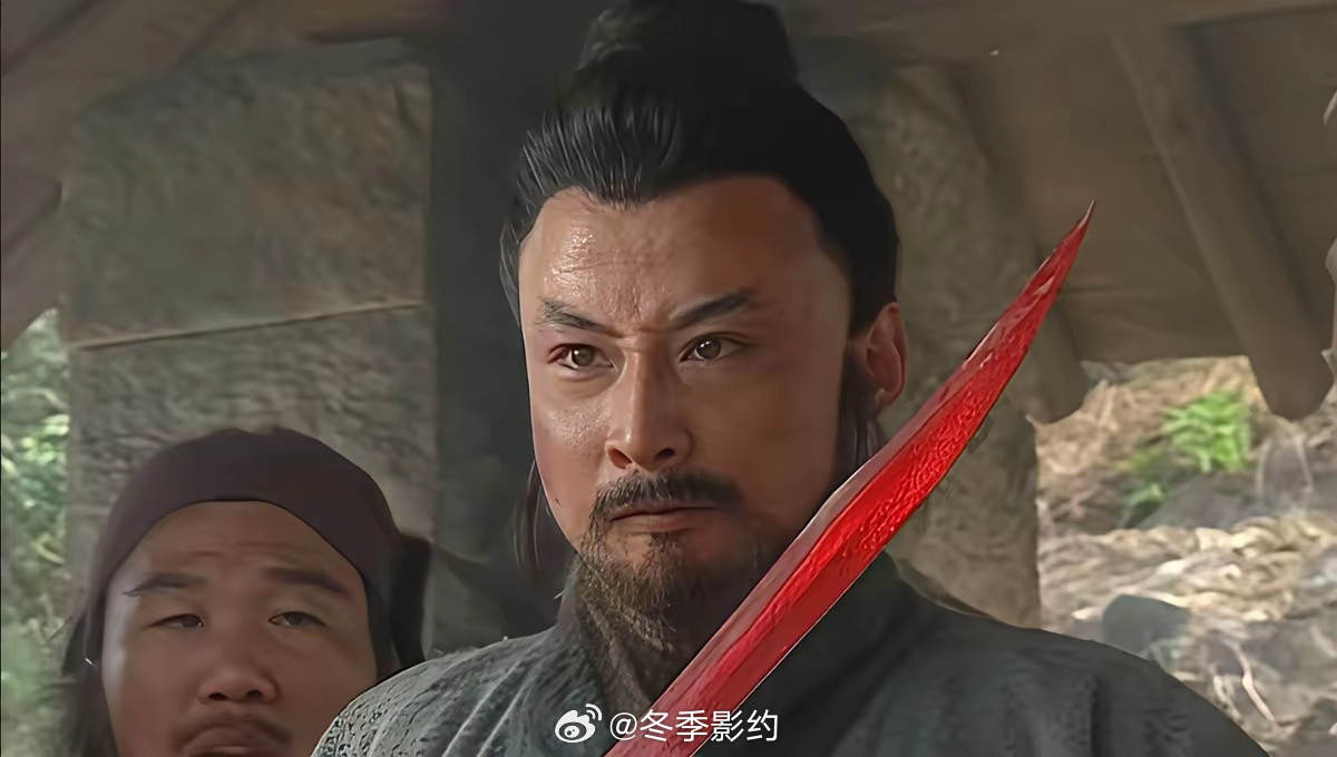 林冲面对想骗奸他媳妇，害的他家破人亡的高衙内能忍；面对烫了他脚，要在野猪林要他命