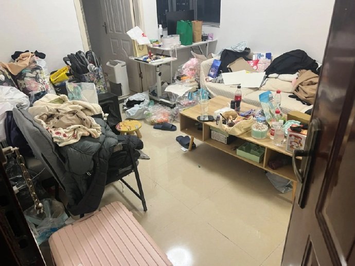 男朋友让我自己收拾屋子