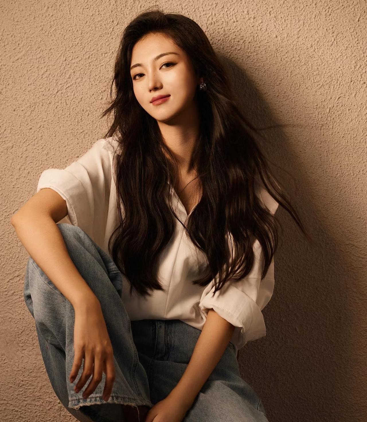 非常现实的一段话：“穷人在女人眼里，就是废物；女人在富人眼里，就是玩