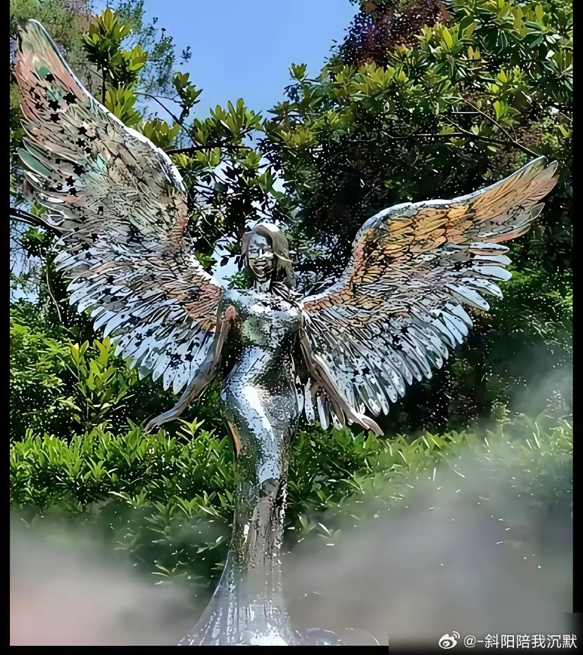 李玟的雕像，耗时10个月，再看具俊晔给大S做的，高下立判。