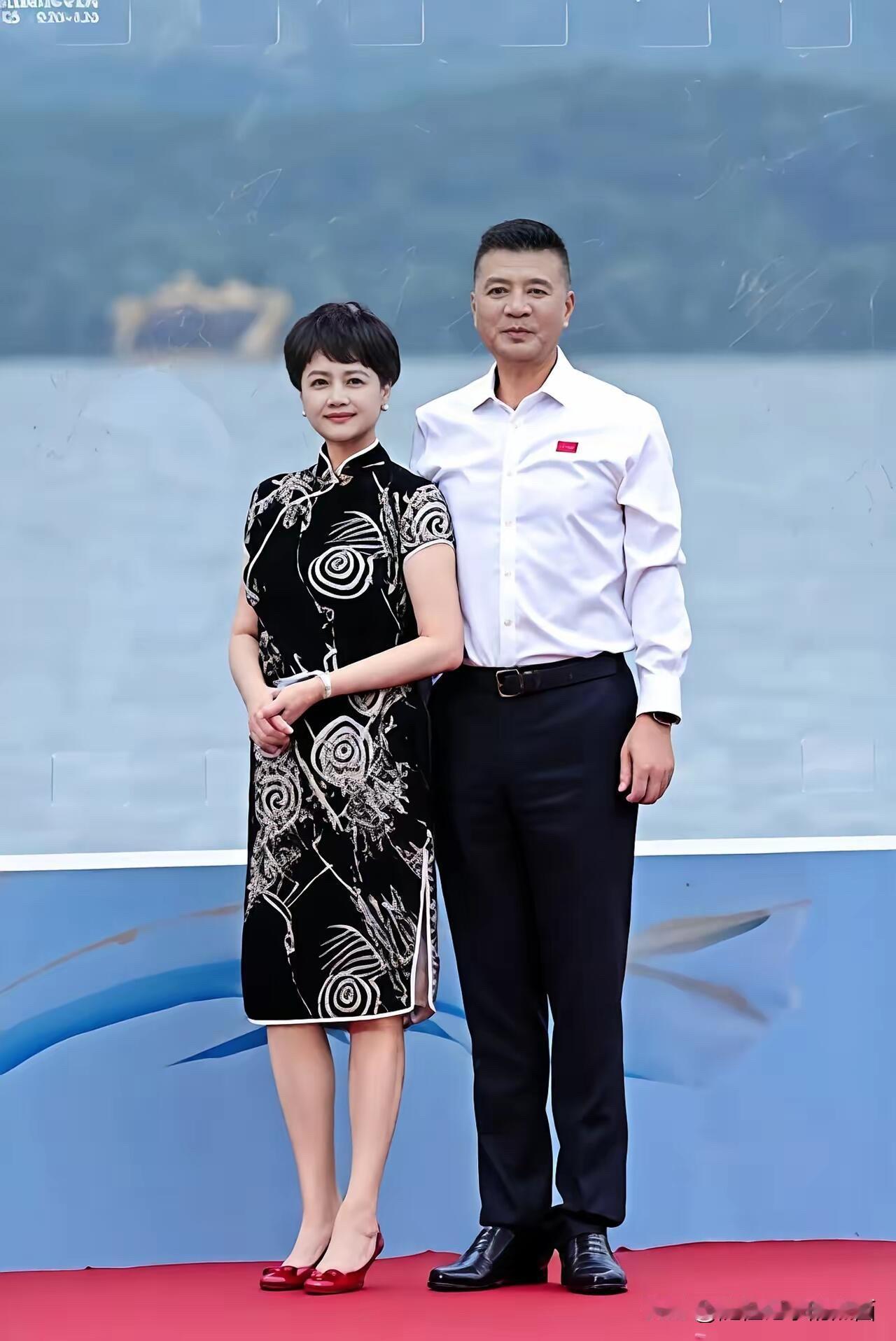 茹萍是真正的美人，年轻时候是漂亮，现在老了是气质美，她能够完美地诠释了什么是真正