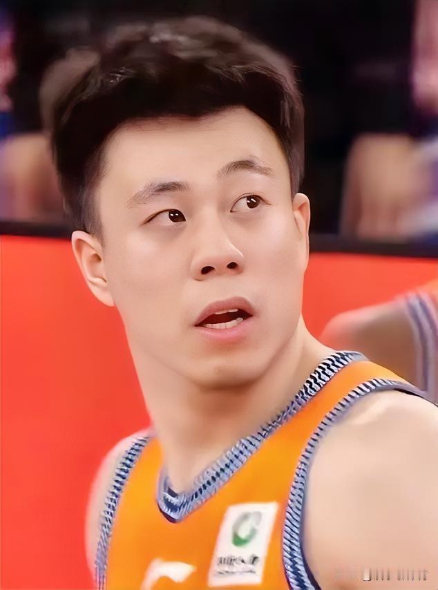 京沪大战上海险胜，张镇麟化身关键先生，上海队领先20分差点被北京翻盘，这才是主要
