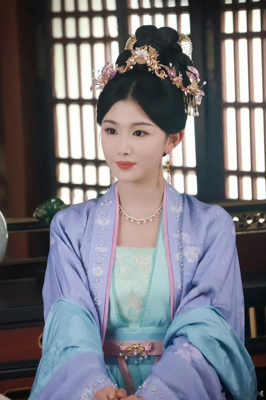 《榜上佳婿》播的差不多了吧，扑了！吐槽几点，看看和你们心中的槽点是否一致整容脸太