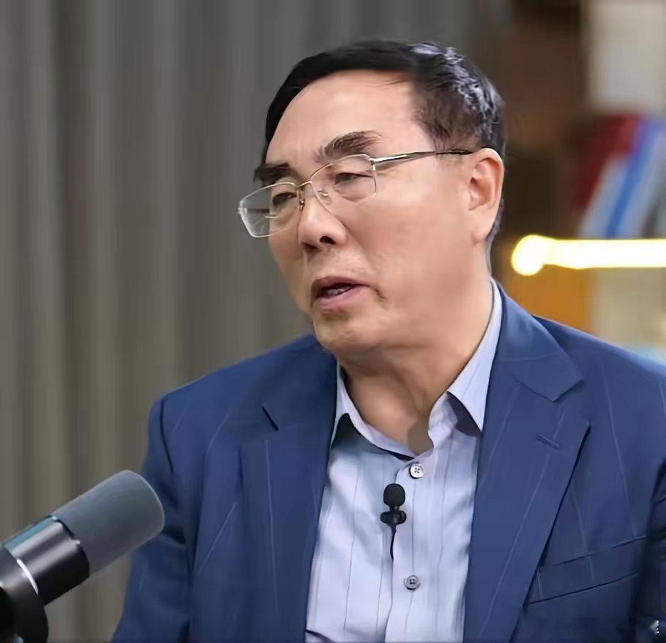 中国股市到底是继续坚持t+1交易规则，还是改成t+0交易规则？是限制高频量化交易