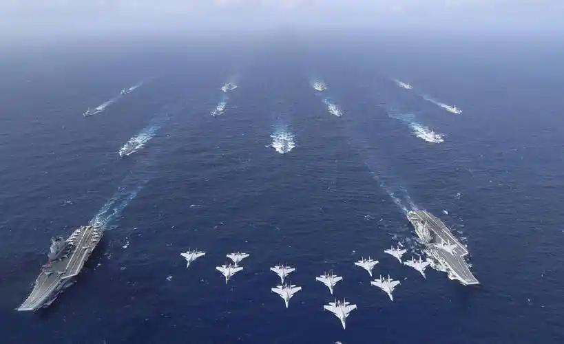 美国媒体指出：中国造航母速度很快，但千万不要被中国的表象给骗到，其实中国另有底牌
