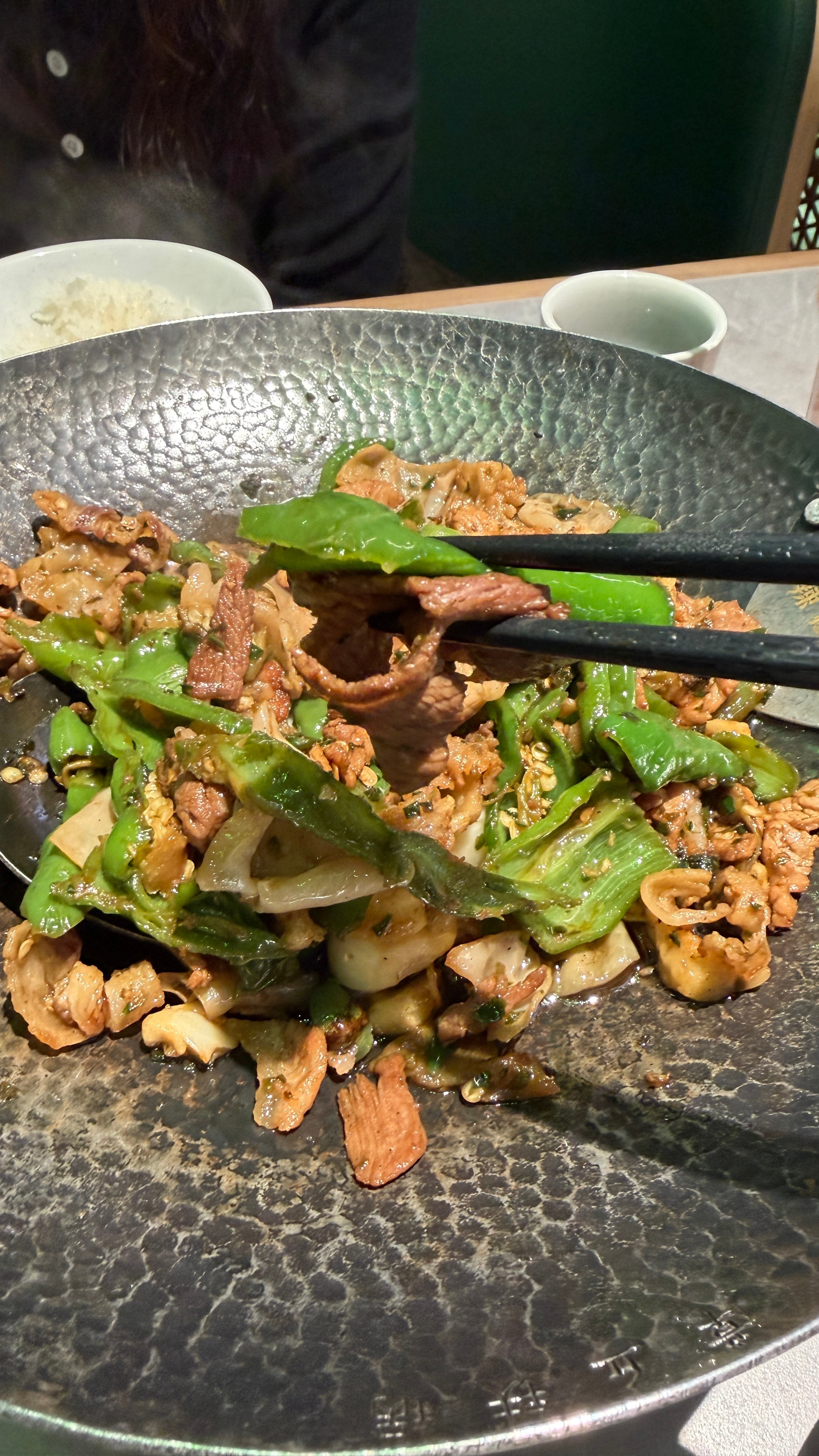 费大厨的辣椒炒肉真tm好吃！