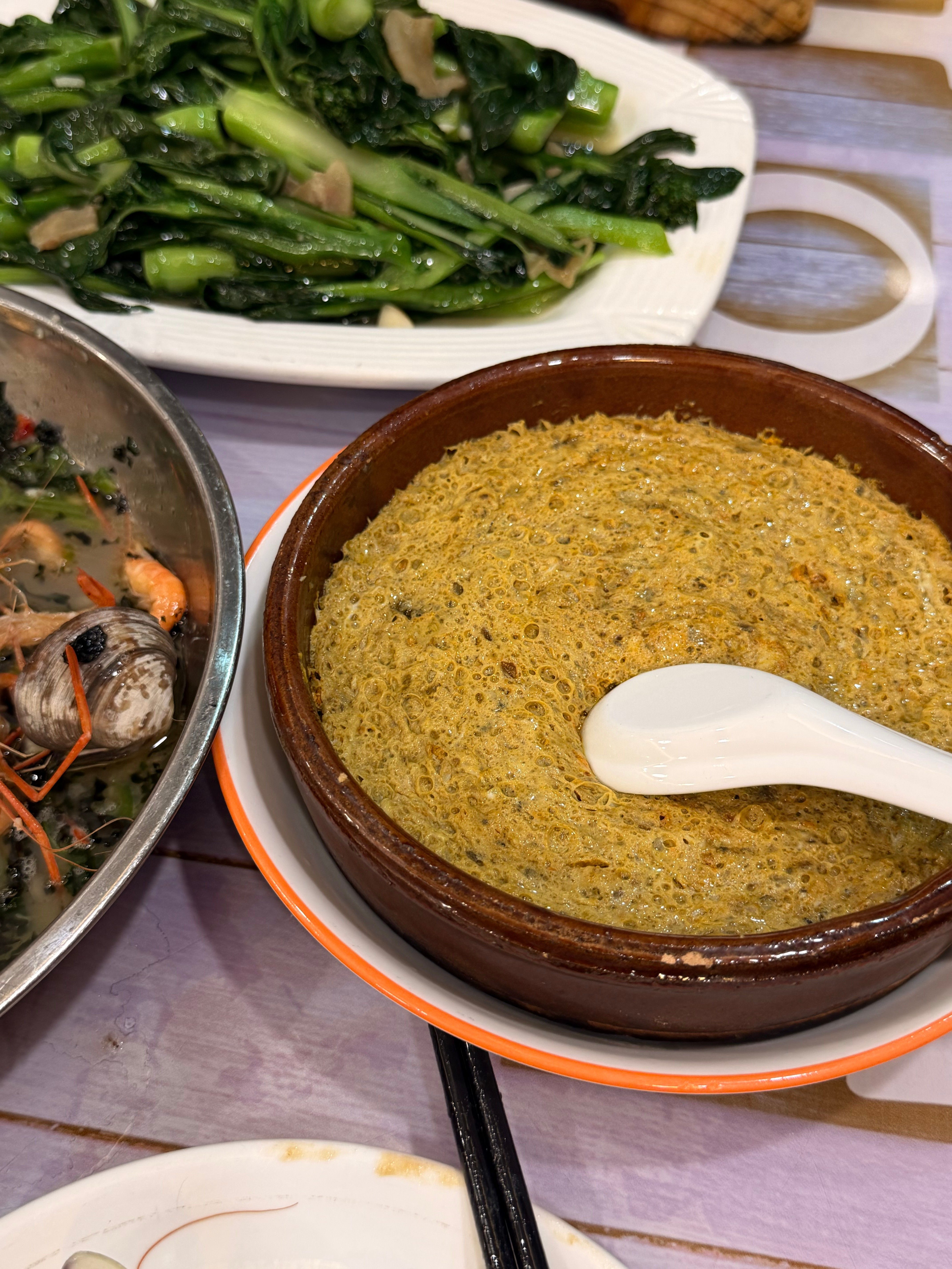 晚饭吃河鲜谁懂这一口蟹黄蒸蛋拌饭的含金量！！！！！！我爱虾喇膏蒸蛋！！！！