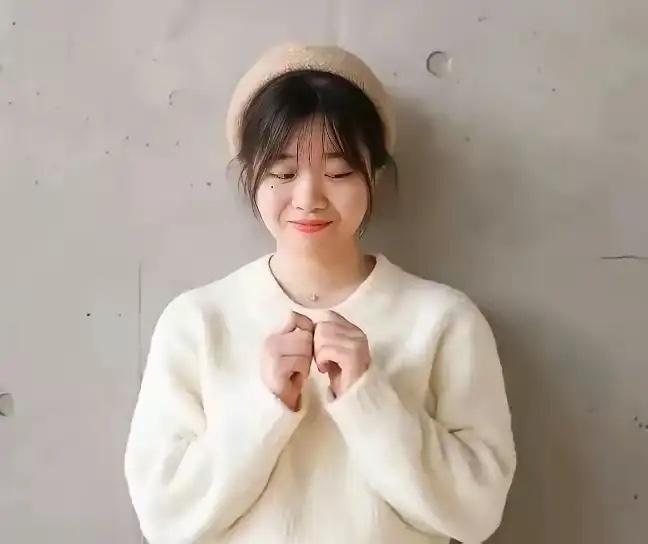 罗福莉加入小米，梁文峰损失一员大将，难道是deepseek工资不高吗？严格意义上