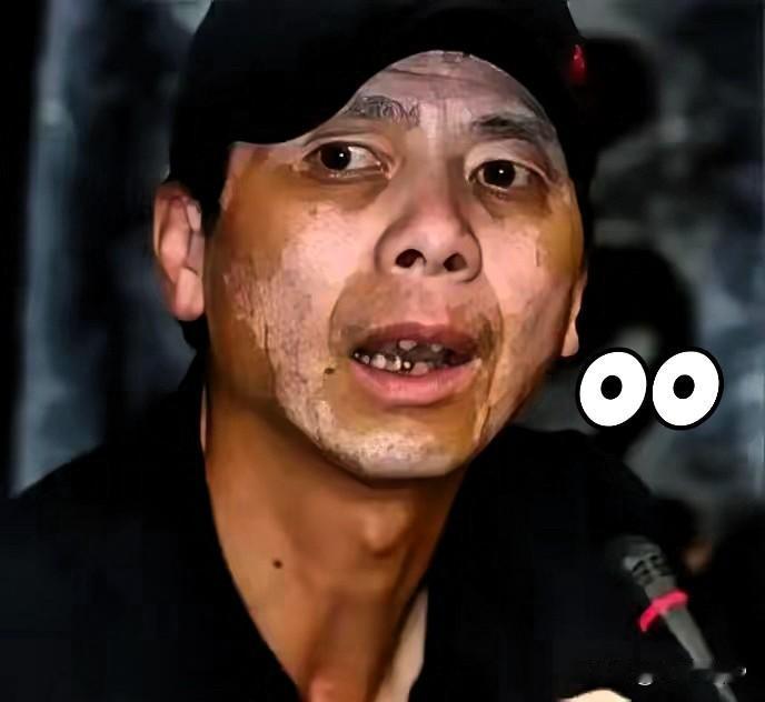 姜文在后台半开玩笑叫了一声“冯裤子”，冯小刚当场脸就黑了，站在原地半天没说话。