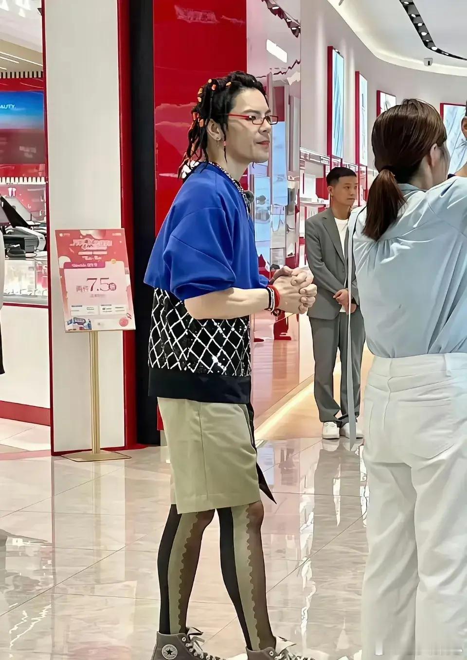 我滴个天呐！好好的一个人怎么会变成这样了！真替郭碧婷心疼！！！