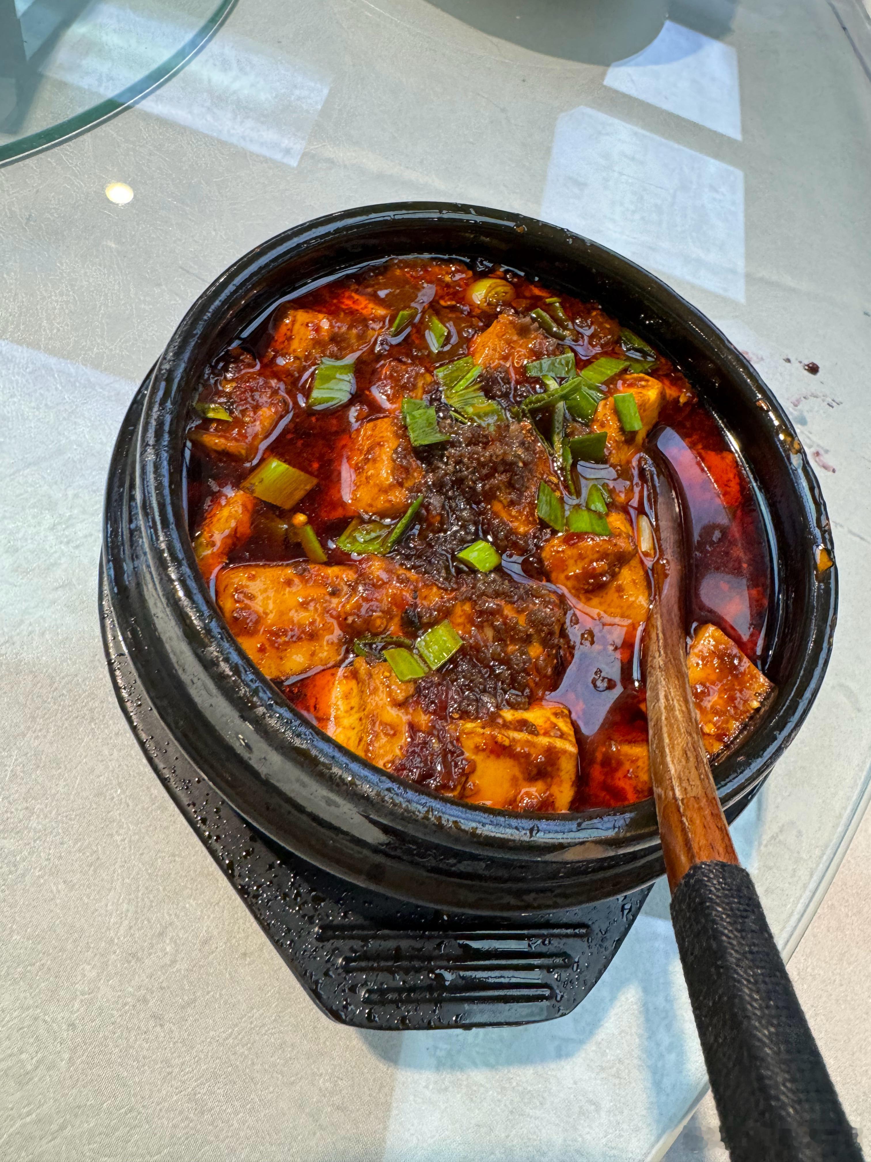 无法超越。麻婆豆腐属于老成都，属于全世界人民。​​​