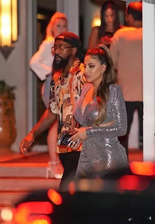 乔丹儿子马库斯的恋情，简直比年度连续剧还抓马！🎬上一季还和皮蓬前妻拉尔萨携手