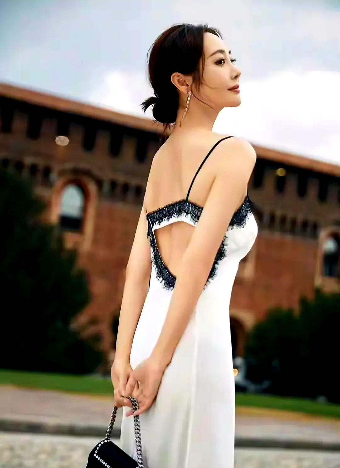 白百合,李纯,王玉雯,谁演的好?这三位女演员恰好都诠释过同一类“带着股韧劲儿”的女性形象，细细对比下