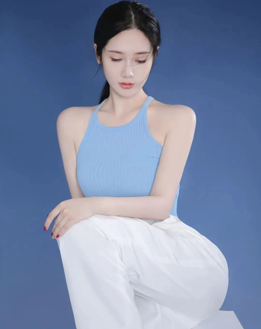 原相机怼脸拍算违规操作吗？  
