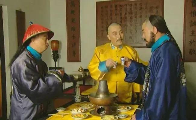 雍正这个人的性格，其实很极端，爱一个人的时候什么都能说出来，恨一个人的时候也是什